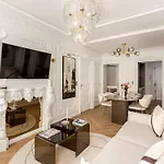 Merveil - Luxury Suite - Louvre - Aboukir IX